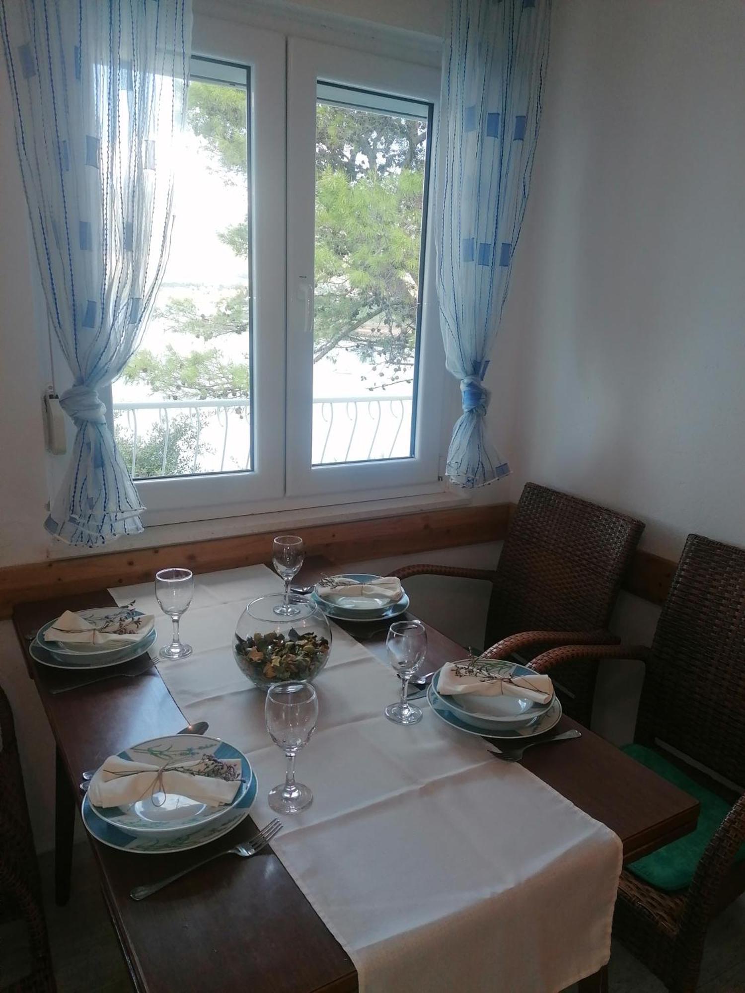 Apartman Volarevic Donji Karin Luaran gambar