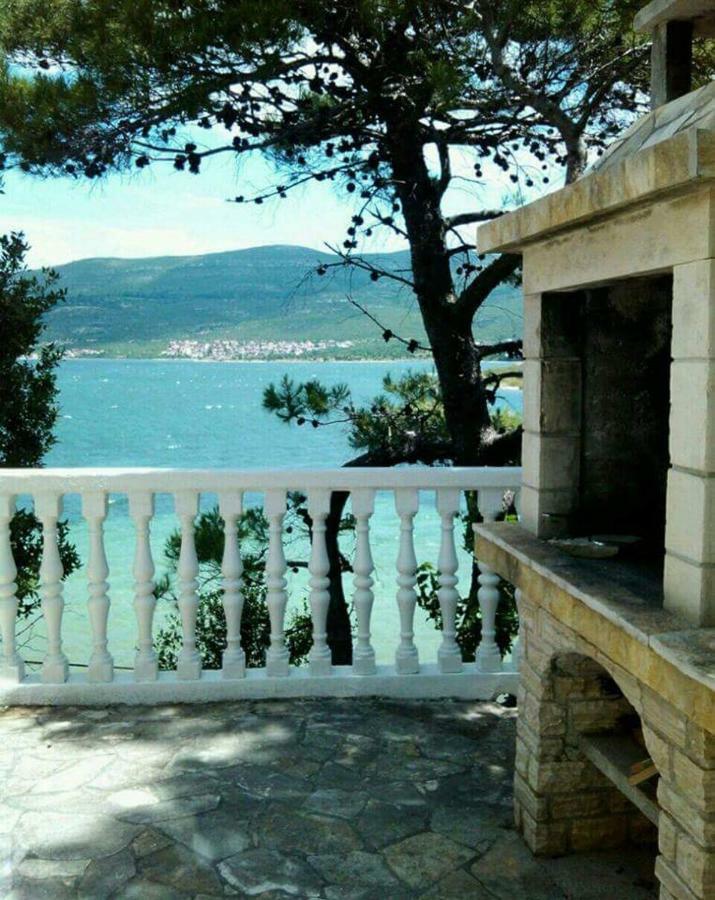 Apartman Volarevic Donji Karin Luaran gambar